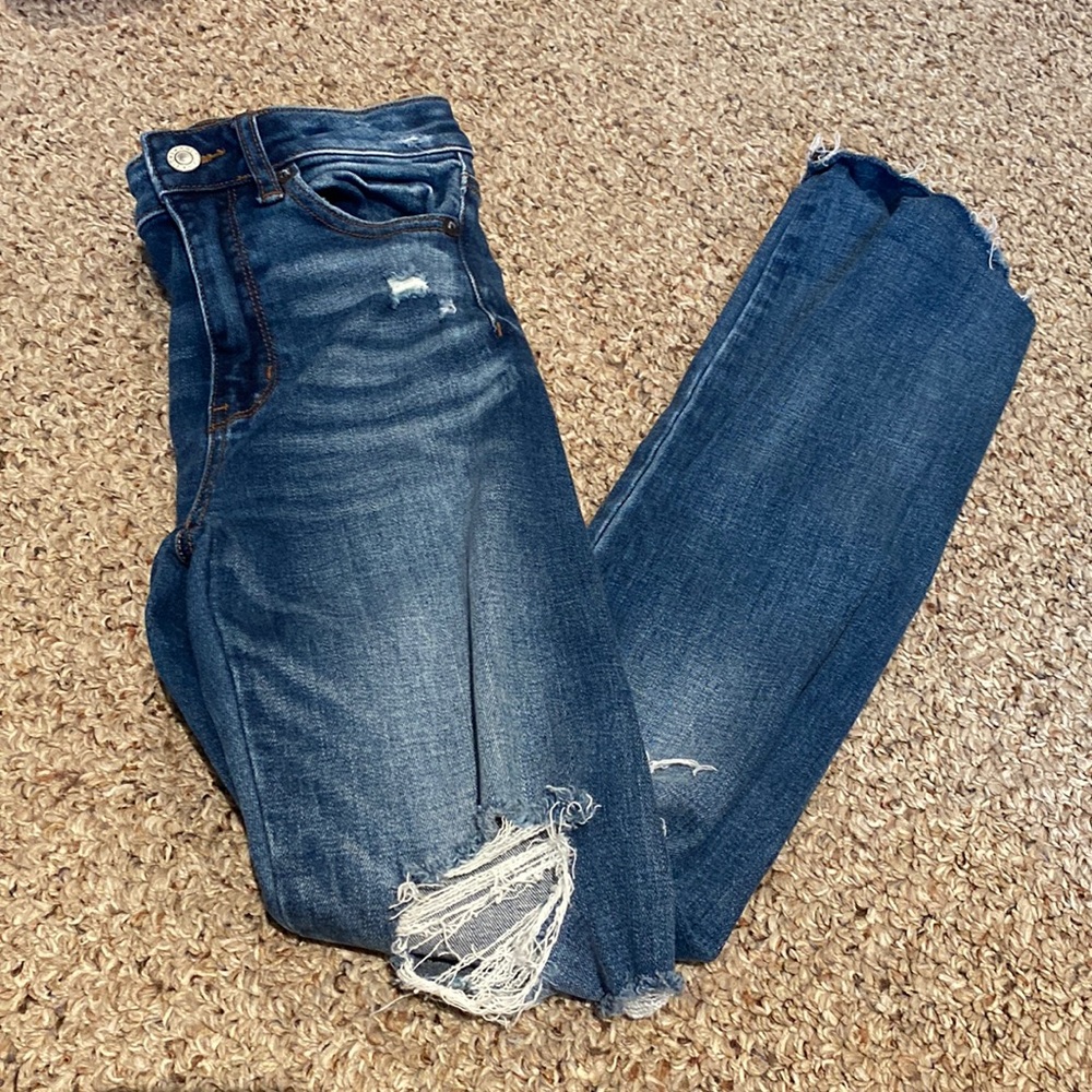 American Eagle distressed Denim Skinny Jeans